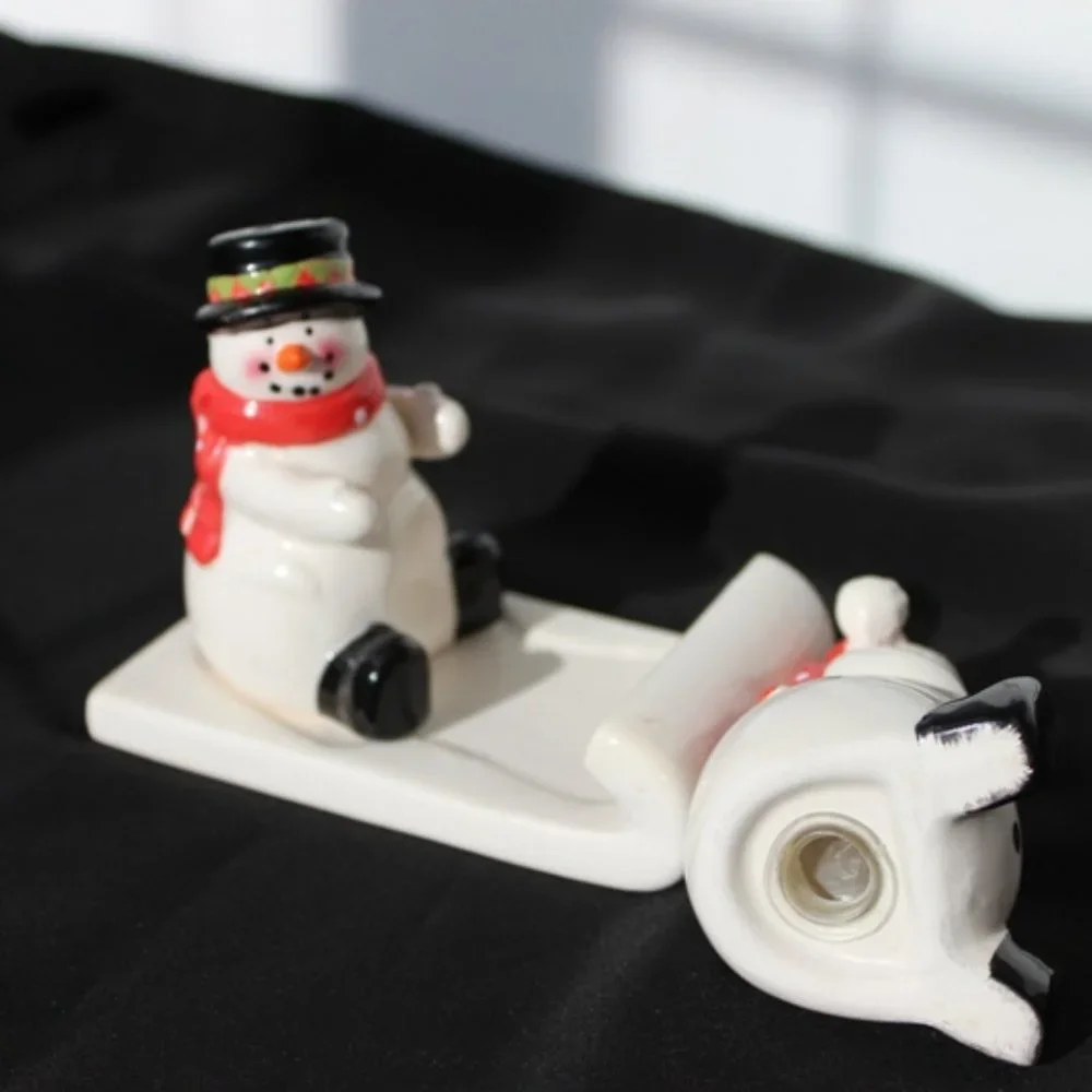 Snowman Snowpeople Salt and Pepper shakers Comes with Box - Picture 4 of 5